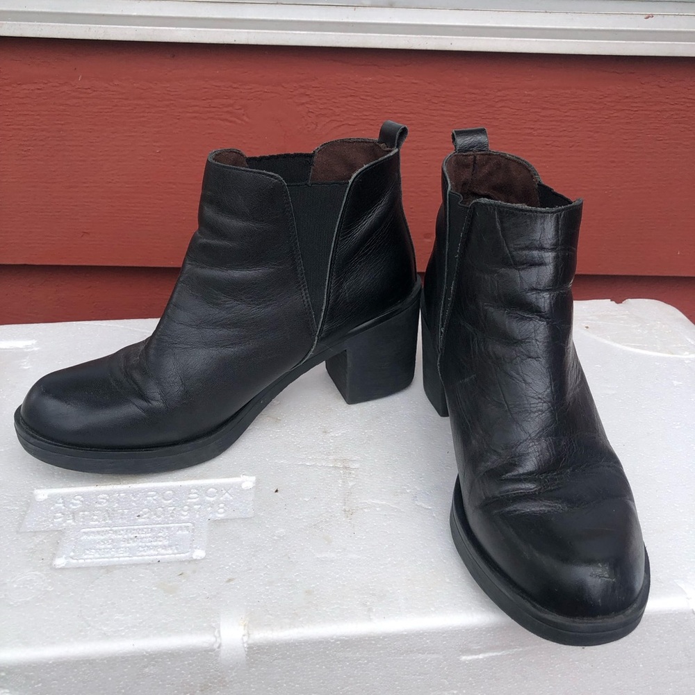 TLB  Mallorca Women’s Black Leather Ankle Boots Size 41/10.5US - Picture 11 of 16